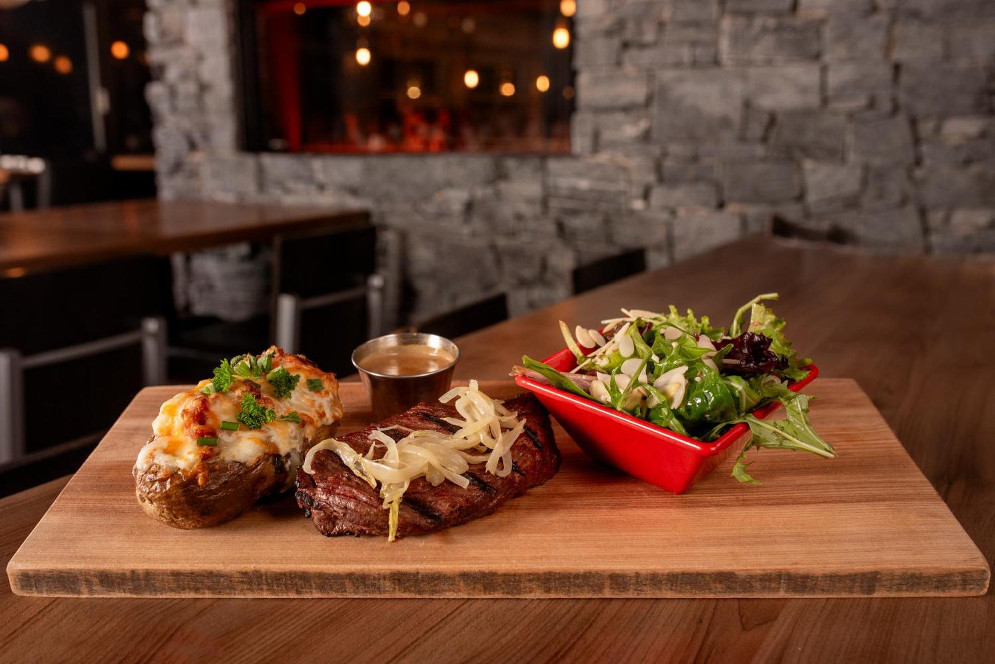 Hotel-Resto-Bar Le Journel Saint-Joseph-de-Beauce Kültér fotó